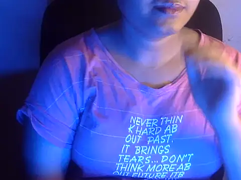 Snapshot of Aanya_Hazel chatting on September 2025 09:48:02 PM Aanya Hazel online show from September 2025 09:48:02 PM