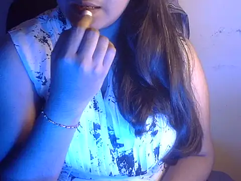 Snapshot of Aanya_Hazel chatting on September 2025 09:17:02 PM Aanya Hazel online show from September 2025 09:17:02 PM