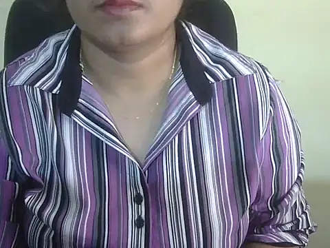 Snapshot of Aanya_Hazel chatting on October 2025 04:35:02 PM Aanya Hazel online show from October 2025 04:35:02 PM