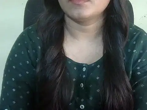 Snapshot of Aanya_Hazel chatting on October 2025 01:56:02 PM Aanya Hazel online show from October 2025 01:56:02 PM