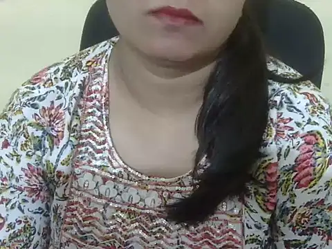 Aanya Hazel online show from December 2025 06:47:02 PM