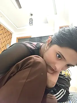 romantic couple1 online show from October 2025 12:43:02 AM