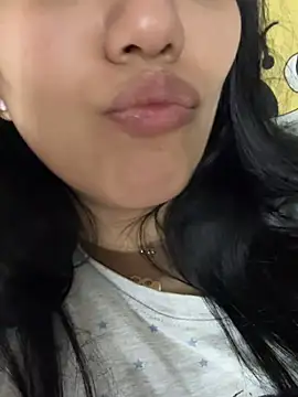 PrincessYYara online show from March 2026 02:04:02 AM