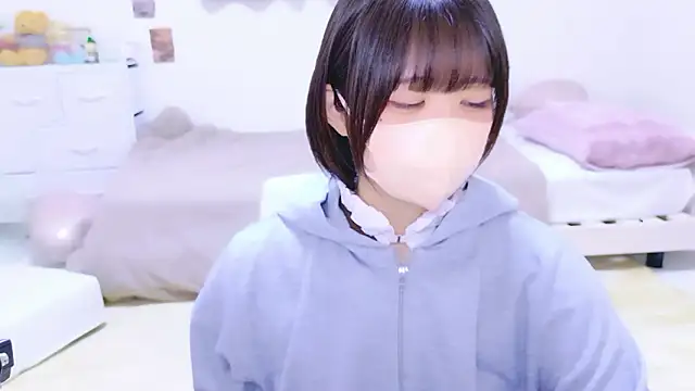 Hinata Sun online show from May 2026 10:22:02 AM