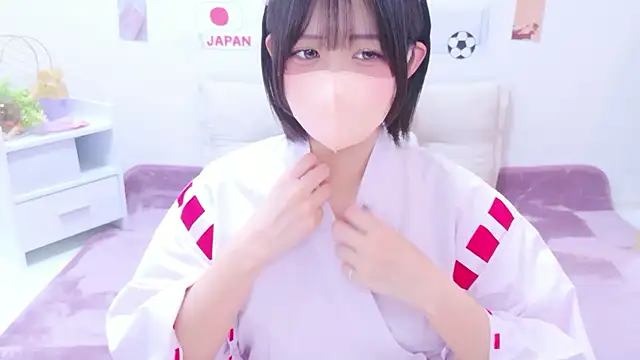 Snapshot of Hinata_Sun chatting on July 2026 01:13:01 PM Hinata Sun online show from July 2026 01:13:01 PM