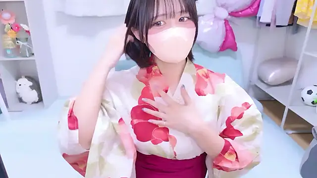 Snapshot of Hinata_Sun chatting on July 2026 11:48:02 AM Hinata Sun online show from July 2026 11:48:02 AM