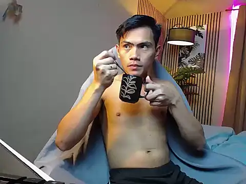 alex cummer online show from September 2025 01:33:02 PM