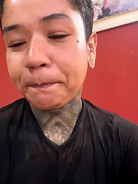 Snapshot of xbigpeach chatting on September 2025 09:14:02 AM xbigpeach online show from September 2025 09:14:02 AM