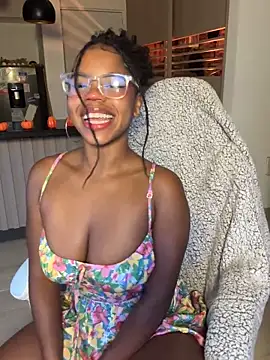 Sweet-Jade online show from October 2025 10:32:02 PM