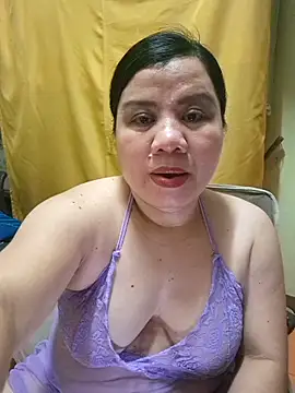 hotlyn45 online show from October 2025 09:04:02 PM