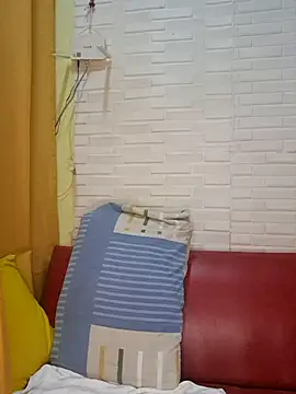 hotlyn45 online show from February 2026 02:41:01 AM