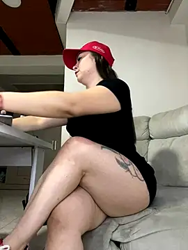 Amelia laurent online show from October 2025 07:48:01 PM