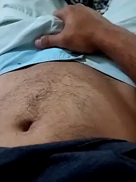 Snapshot of Gauderio40 chatting on November 2025 04:01:02 AM Gauderio40 online show from November 2025 04:01:02 AM