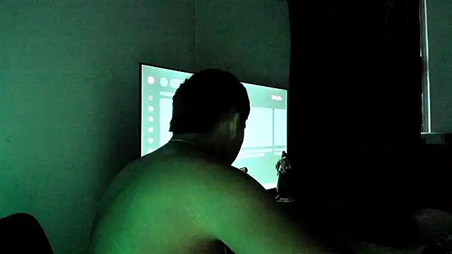 mateo-Esposito online show from March 2026 11:11:01 PM