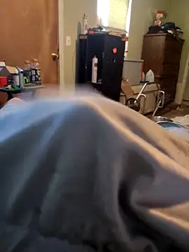 Snapshot of Wolfyking95 chatting on September 2025 07:24:02 PM Wolfyking95 online show from September 2025 07:24:02 PM