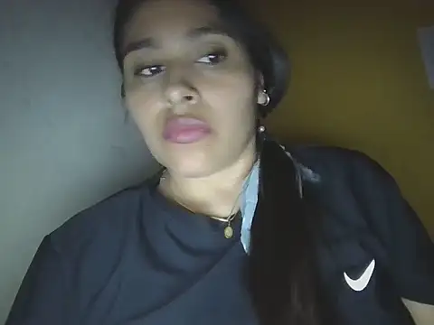 zairabreze online show from April 2026 06:35:01 PM