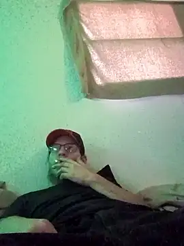 Poundtown1226 online show from February 2026 09:24:02 PM