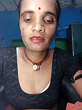 Hotwera online show from October 2025 07:17:02 AM