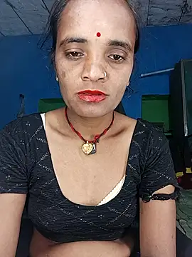 Hotwera online show from October 2025 08:51:01 PM