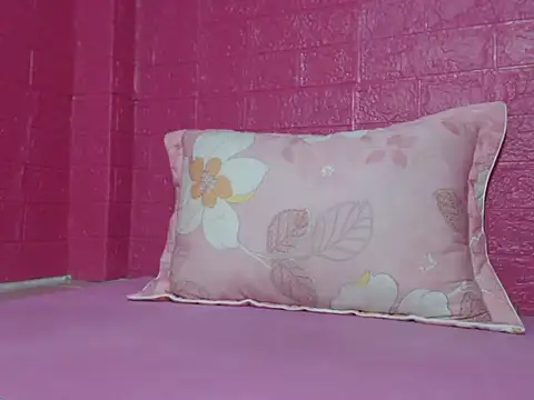 YummyDripCum online show from January 2026 01:57:02 PM