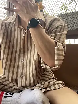 anhkiet huang online show from December 2025 07:47:02 AM