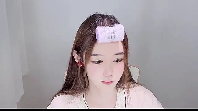 Xiao-runbao online show from October 2025 01:39:02 PM