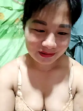 Snapshot of kute-00 chatting on September 2025 05:29:01 AM kute-00 online show from September 2025 05:29:01 AM