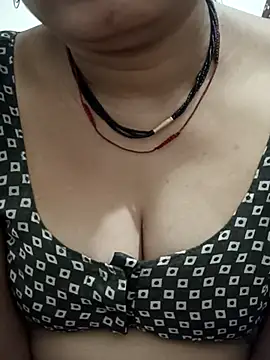 Snapshot of monu_bhabi chatting on March 2026 12:16:01 AM monu bhabi online show from March 2026 12:16:01 AM