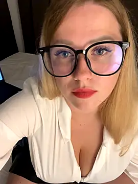 anny mooore online show from September 2025 06:52:01 PM