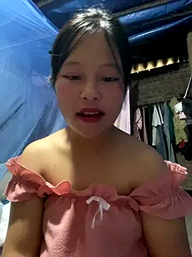 O o UwU o O online show from October 2025 02:01:02 AM