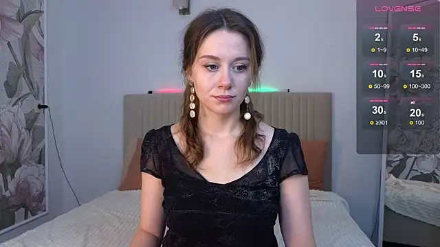 SkyHelen online show from September 2025 04:38:02 AM