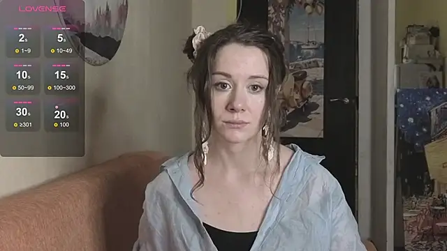 SkyHelen online show from March 2026 04:32:01 PM