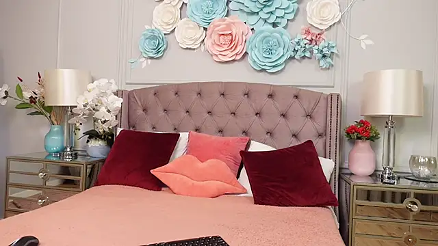 SophiaCarterX online show from December 2025 03:49:02 AM