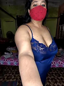 Smile-quien online show from November 2025 10:19:01 AM