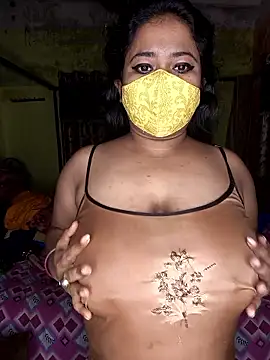 Smile-quien online show from March 2026 08:22:02 PM