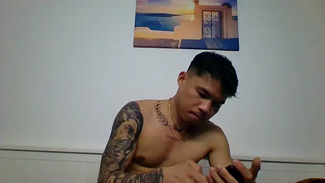 Snapshot of sessiontoyboy chatting on March 2026 08:02:02 PM sessiontoyboy online show from March 2026 08:02:02 PM