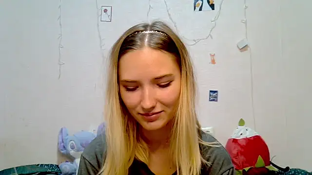 Snapshot of _kikiclark__ chatting on September 2025 08:33:02 PM kikiclark online show from September 2025 08:33:02 PM