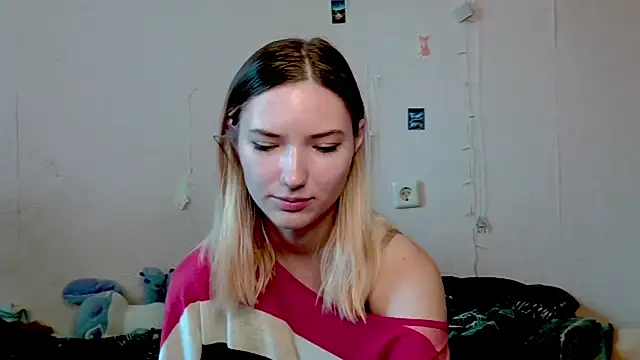 Snapshot of _kikiclark__ chatting on October 2025 08:35:01 AM kikiclark online show from October 2025 08:35:01 AM