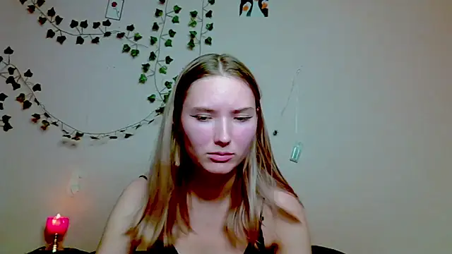 Snapshot of _kikiclark__ chatting on November 2025 08:14:01 PM kikiclark online show from November 2025 08:14:01 PM