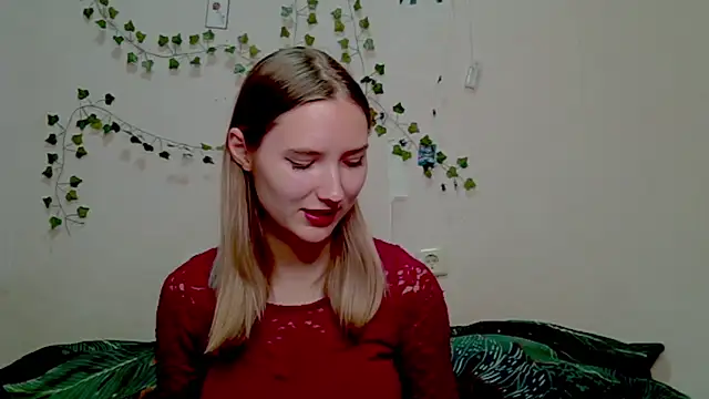 Snapshot of _kikiclark__ chatting on November 2025 09:18:01 PM kikiclark online show from November 2025 09:18:01 PM