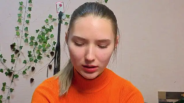 Snapshot of _kikiclark__ chatting on February 2026 08:08:02 PM kikiclark online show from February 2026 08:08:02 PM