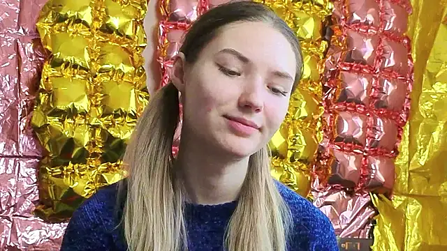  kikiclark   online show from March 2026 12:19:02 PM