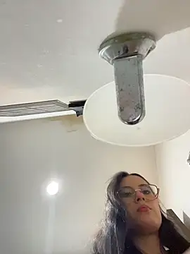 Snapshot of Juanita-Diaz chatting on November 2025 08:23:02 PM Juanita-Diaz online show from November 2025 08:23:02 PM