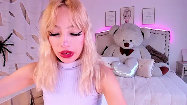 Snapshot of Mayajhons chatting on October 2025 12:07:02 PM Mayajhons online show from October 2025 12:07:02 PM