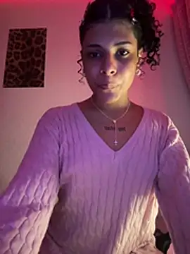Snapshot of luluzinhax chatting on July 2026 03:35:01 AM luluzinhax online show from July 2026 03:35:01 AM