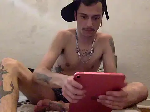 chrisalmeid  online show from October 2025 12:54:01 AM