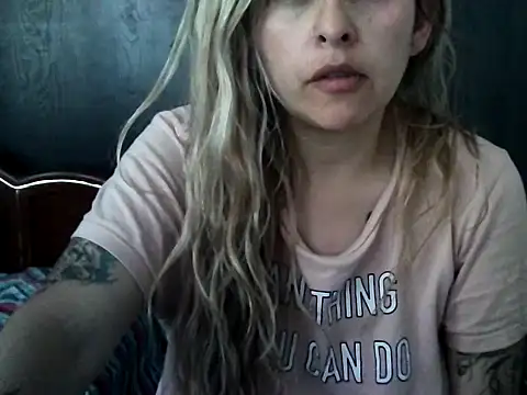 Valery  Rouse  online show from October 2025 04:11:01 PM