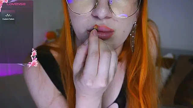 DaddysLittleSlutfox online show from July 2026 03:48:02 PM