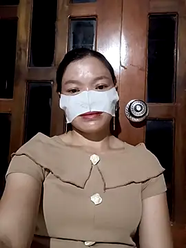 liss-su online show from October 2025 11:42:02 AM