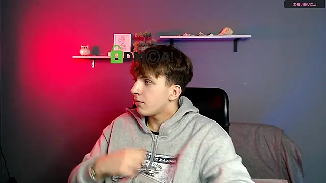 travis wolf  online show from November 2025 08:00:01 PM